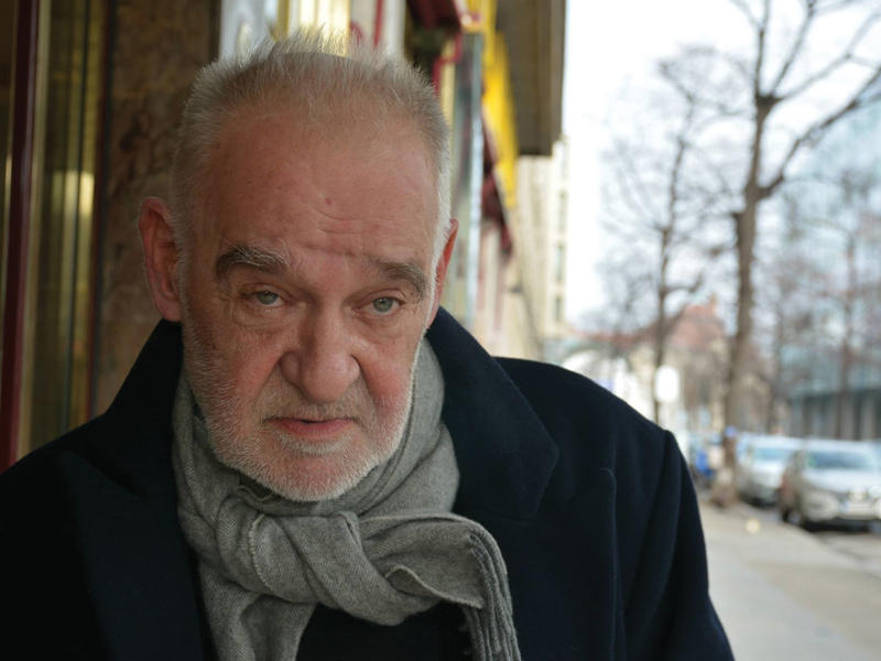 المخرج المجري بيلا تار 