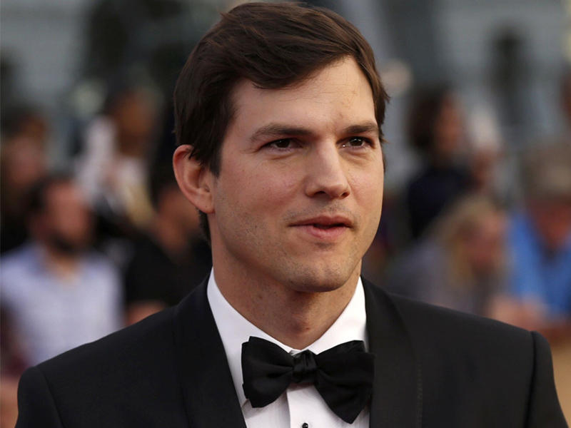  الممثل أشتون كوتشر