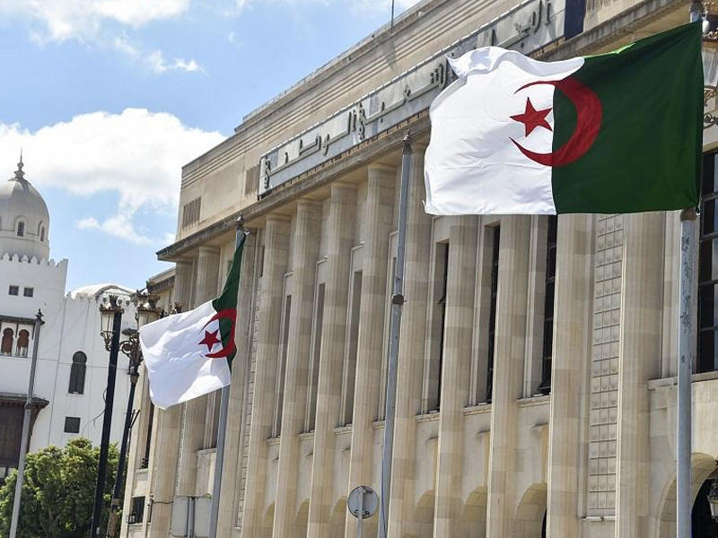  القضاء الجزائري