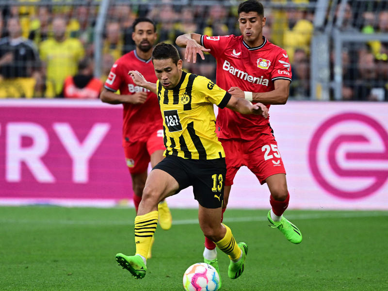 من لقاء دورتموند مع ليفركوزن في الجولة الأولى