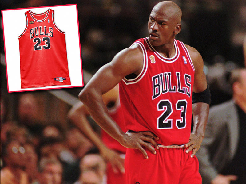 أسطورة كرة السلة الأميركية مايكل جوردان