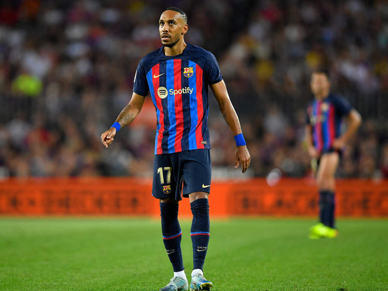  الغابوني بيير إيمريك أوباميانغ