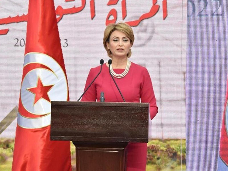 رئيسة جمعية النساء الديموقراطيات في تونس نائلة الزغلامي