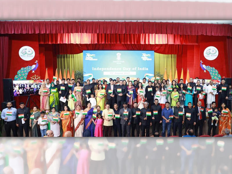 صورة تذكارية في ختام الفعالية