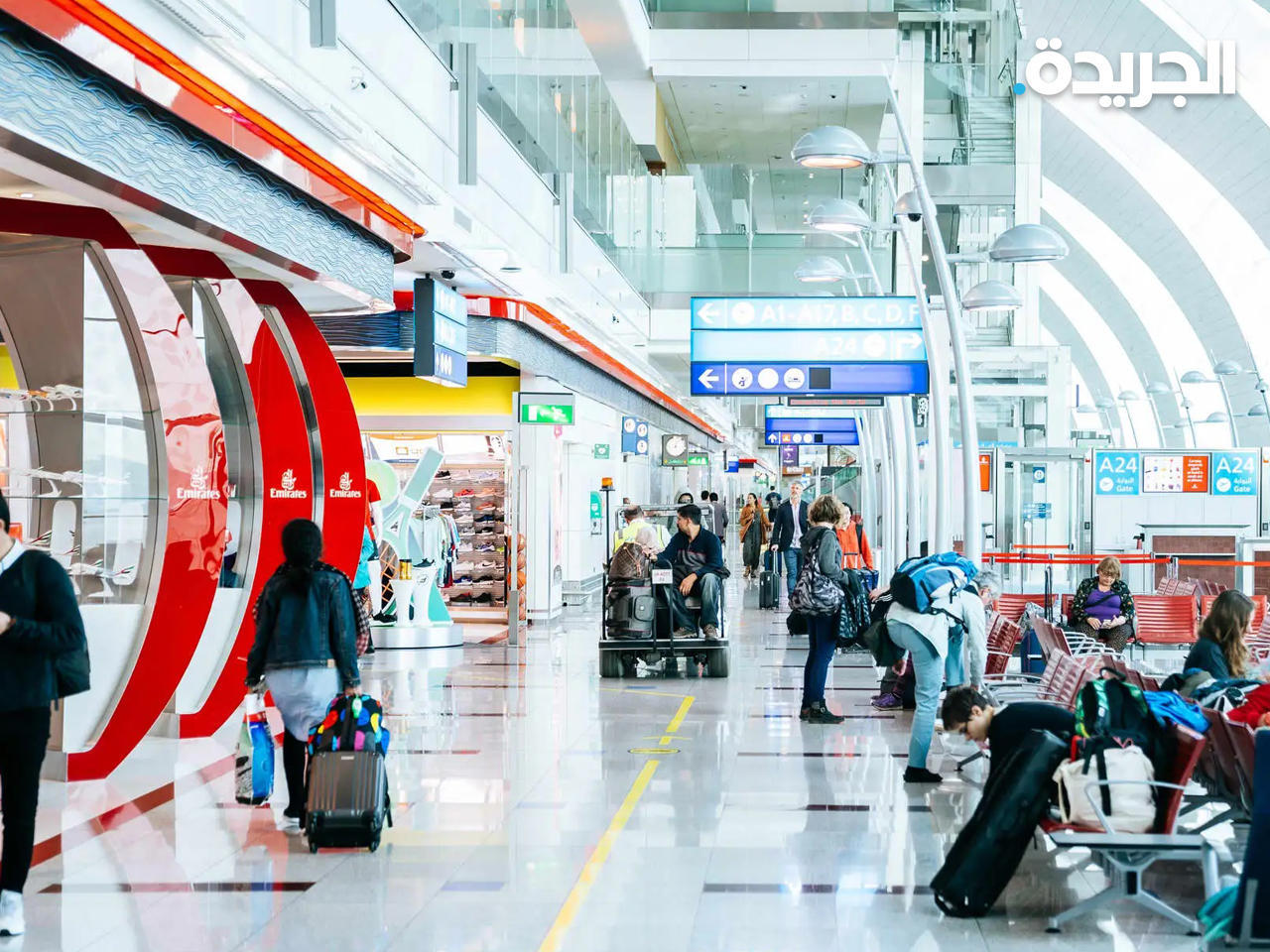مطار دبي يشهد زيادة كبيرة في أعداد المسافرين