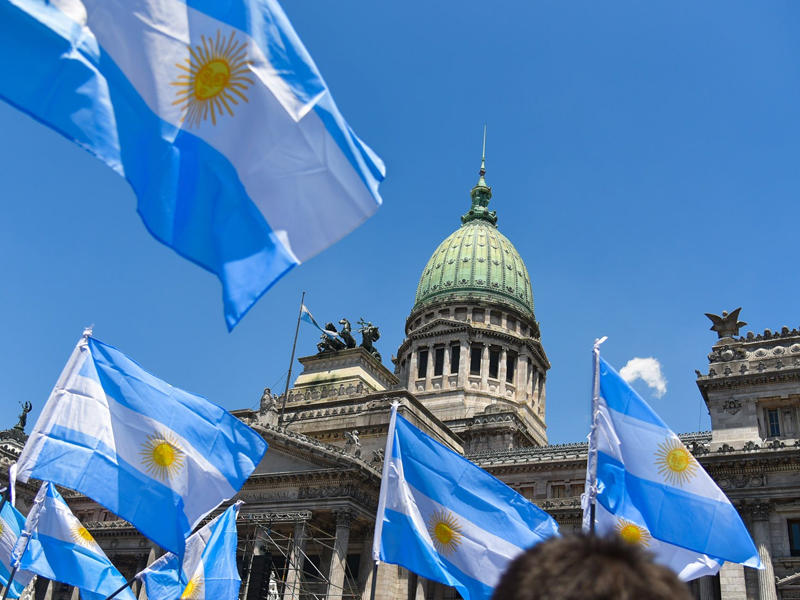 الأرجنتين تواصل خفض دعم المرافق