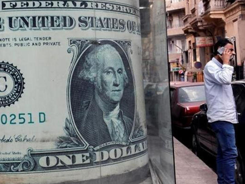  مستثمرون يراهنون على خفض الجنيه المصري