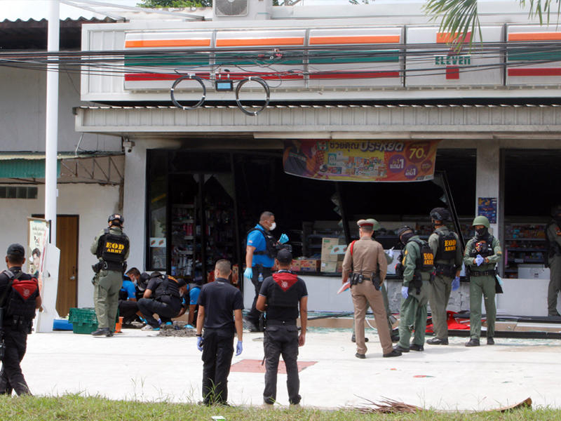  انفجارات وحرائق استهدفت محلات للوجبات السريعة ومحطة وقود