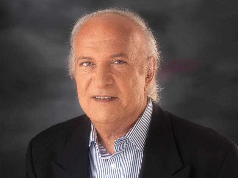 الفنان عمر خيرت