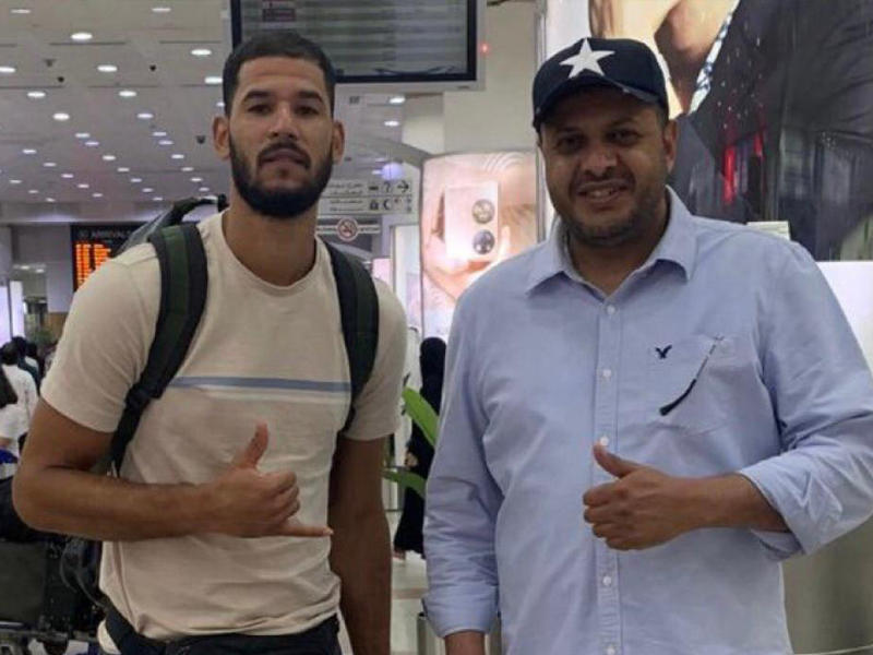  مدير اللعبة يوسف الحمدان -  محترف الفريق الاول للكرة الطائرة بنادي برقان الأميركي انوفيل فالديس