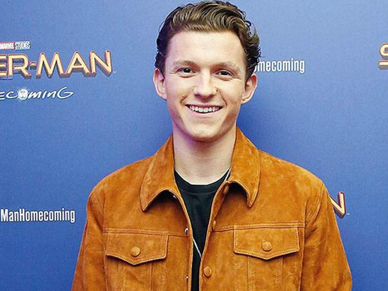 الممثل توم هولاند