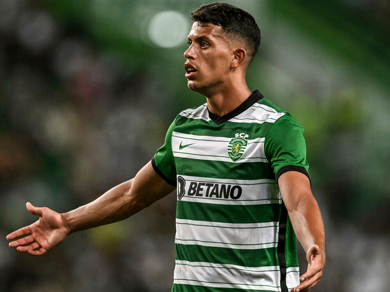 لاعب وسط سبورتينغ البرتغالي الدولي ماتيوش نونيش