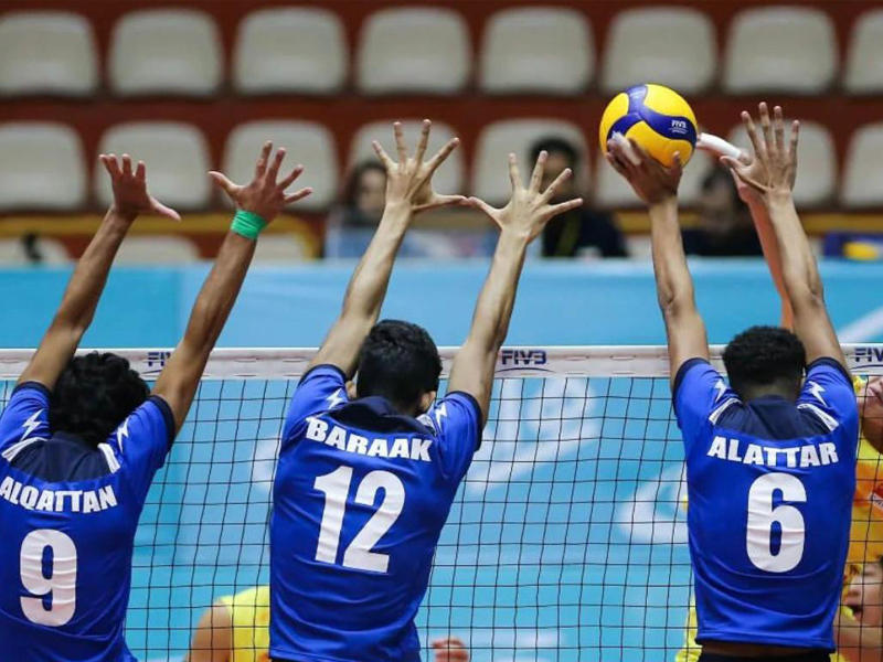 جانب من مباراة الأزرق ونظيره الصيني