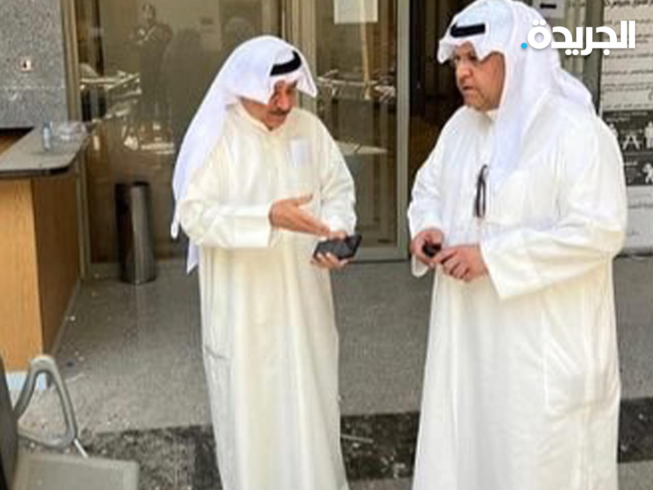 البرجس والصايغ تفقدا مبنى إدارة مرور الجهراء بعد حادث انهيار سقفه