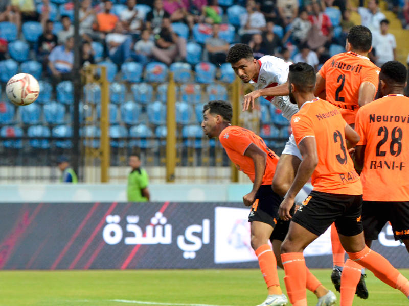 رأسية حسام عبدالمجيد باتجاه مرمى فاركو