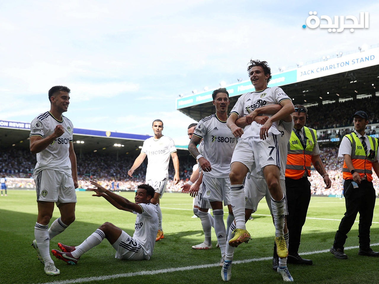 فرحة لاعبي ليدز