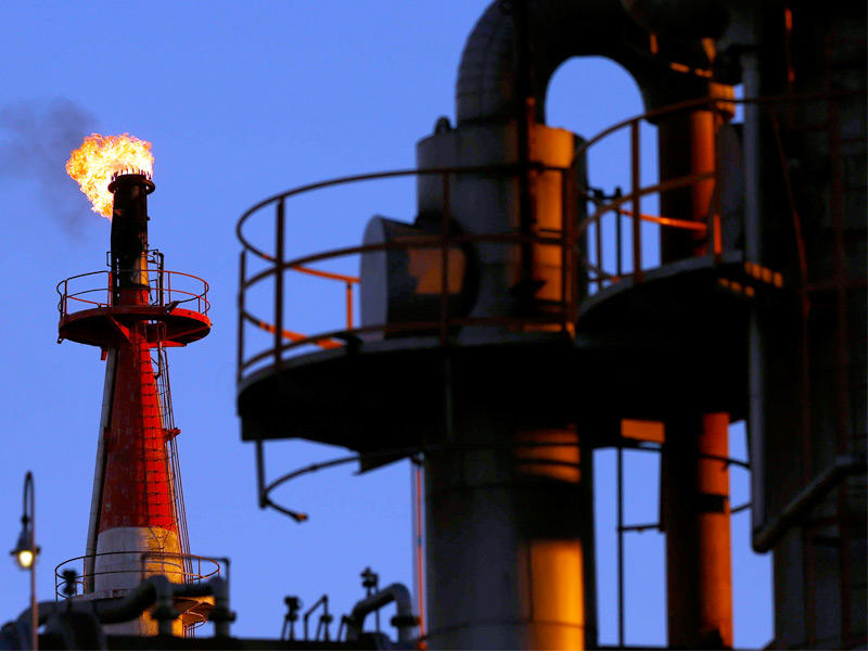  أسعار النفط تتراجع 