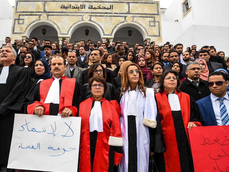 القضاة التونسيين سيخوضون تحركات احتجاجية ضد محاولة استهدافهم