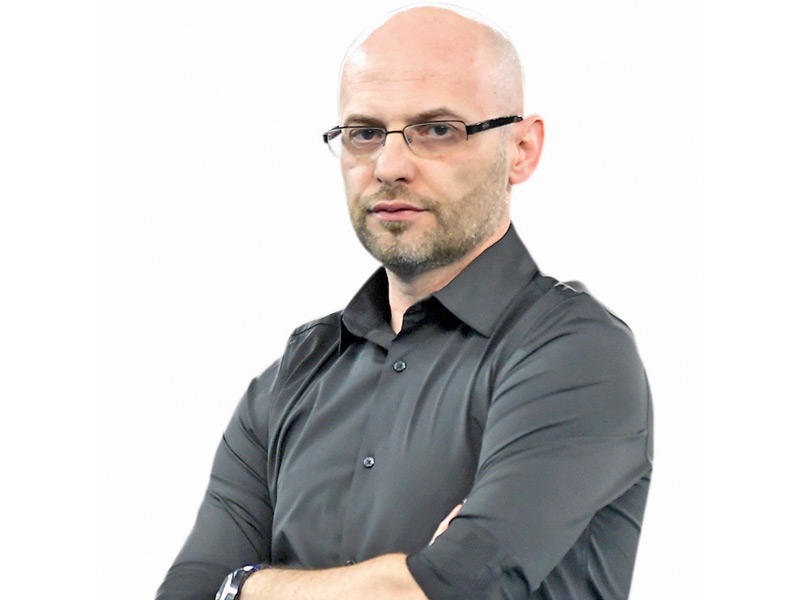  مدرب كاظمة الصربي زيلكو ماركوف