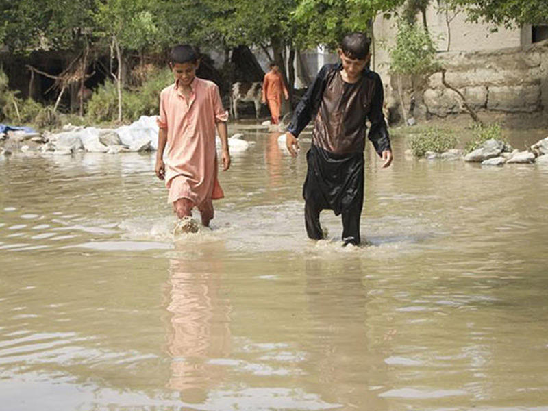 السيول تدمّر المنازل