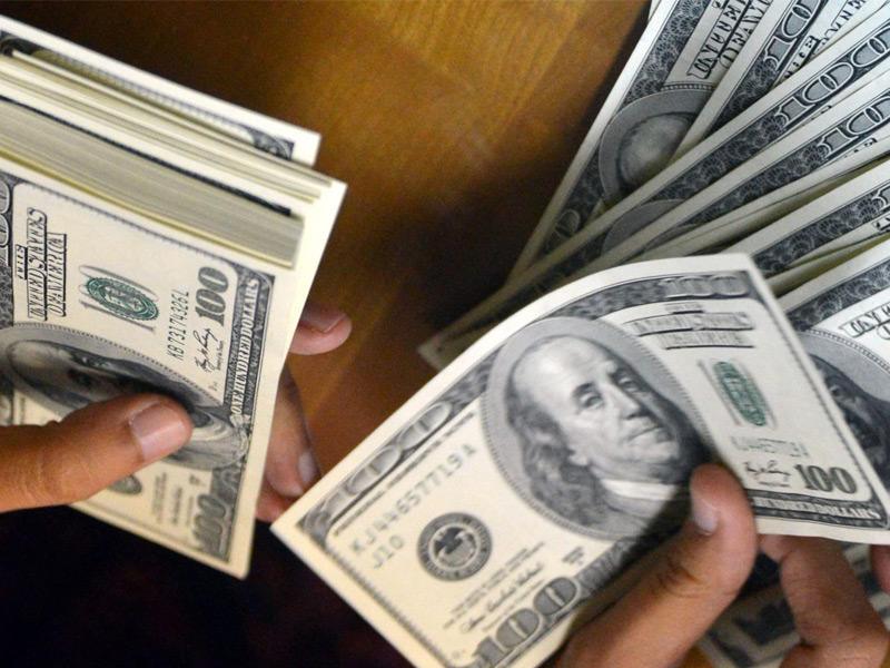 استقرار الدولار أمام الدينار 