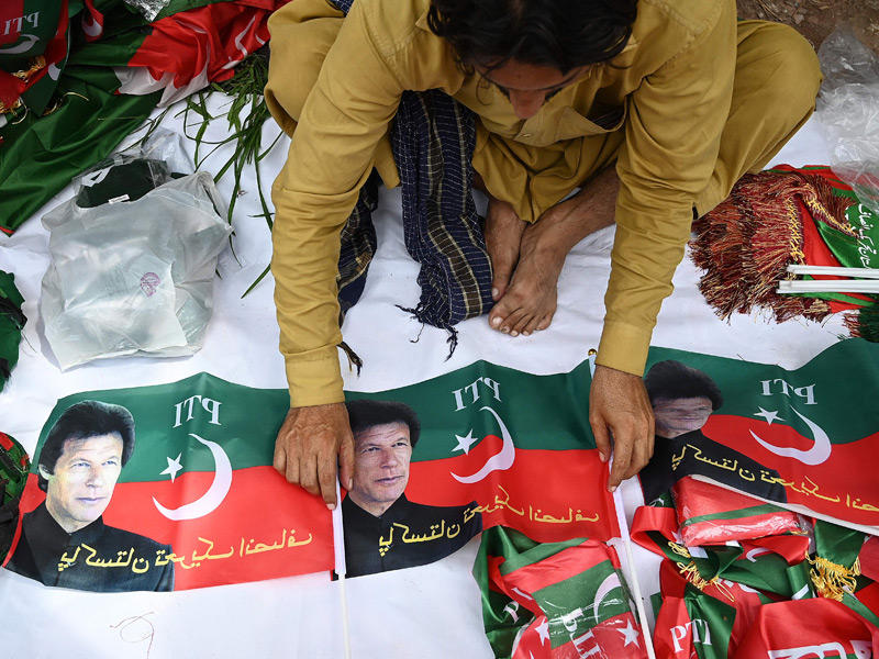 رئيس الوزراء السابق عمران خان