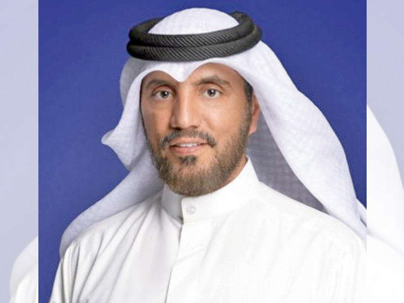 النائب السابق د. حسين القويعان