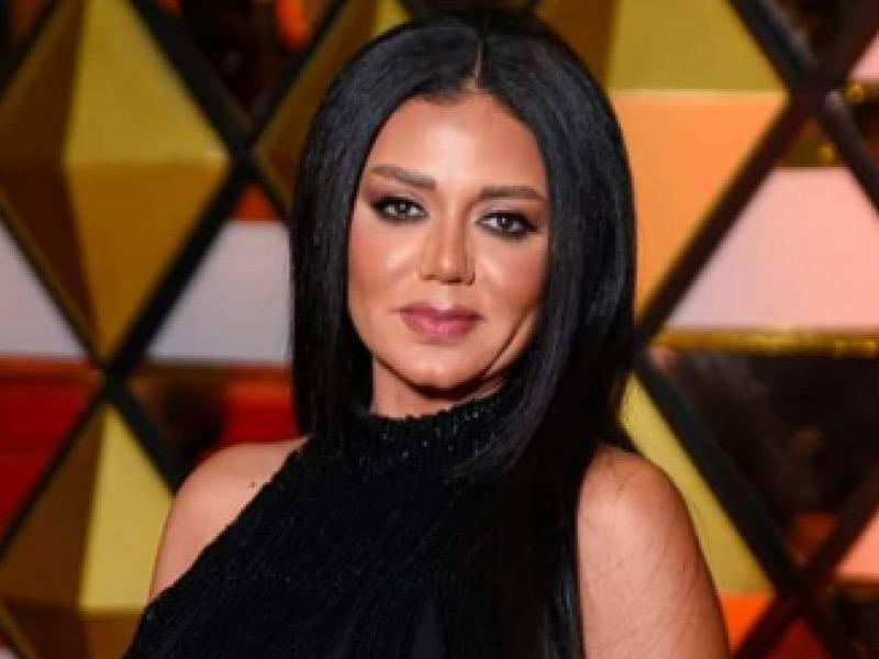 الفنانة رانيا يوسف