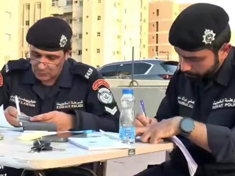 جانب من تسجيل المخالفات