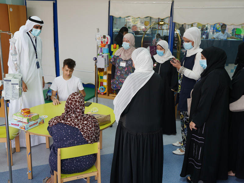 جانب من حفل توزيع الهدايا على الاطفال 