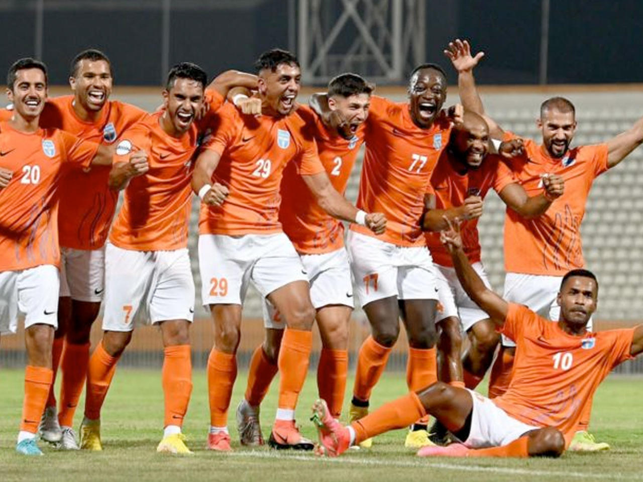 فرحة لاعبي كاظمة