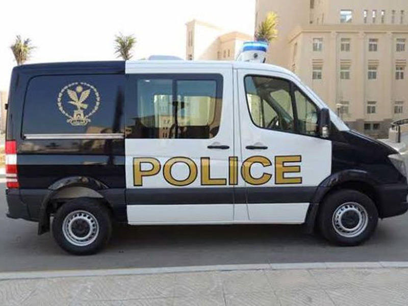 سيارة الشرطة في موقع الحادثة 