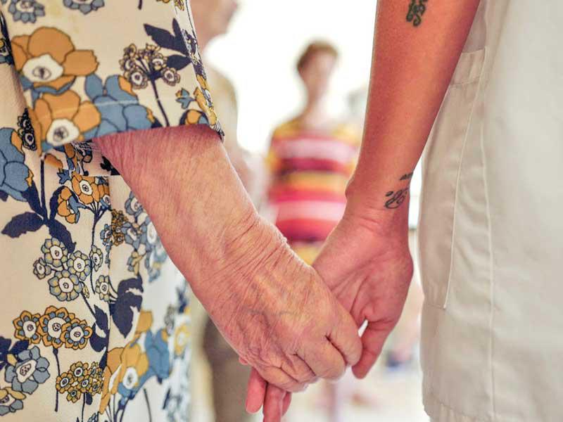 شربوهم سائل تنظيف بدلاً من العصير!