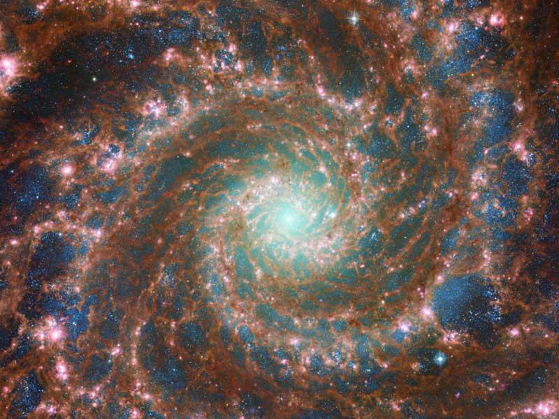 المجرة «فانتوم» 