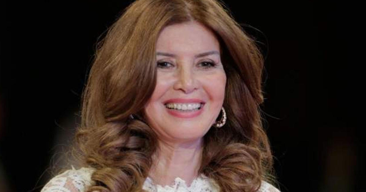 الفنانة ميرفت أمين 