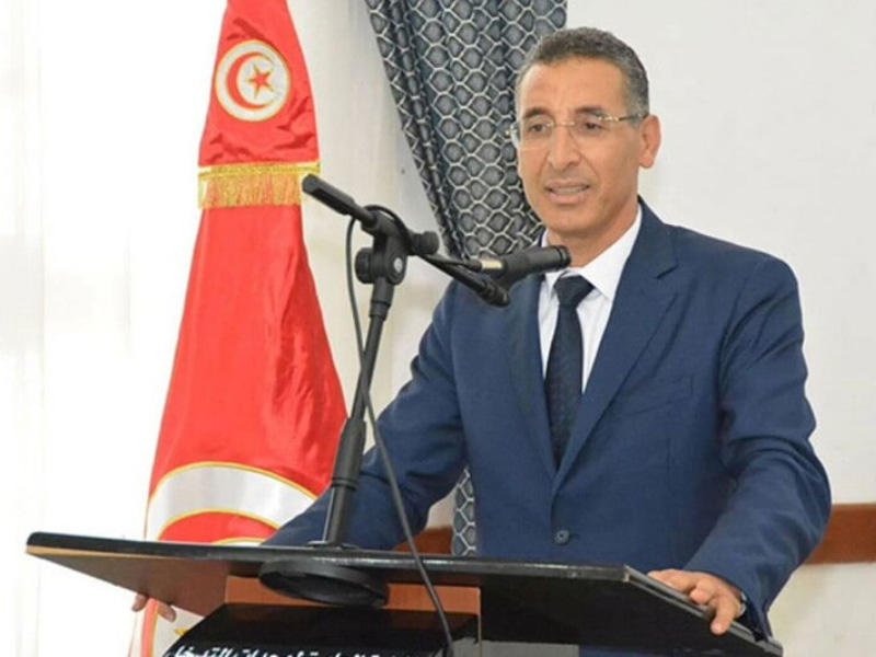  وزير الداخلية التونسي توفيق شرف الدين