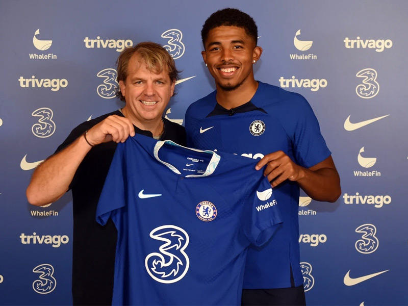  المدافع الفرنسي ويسلي فوفانا