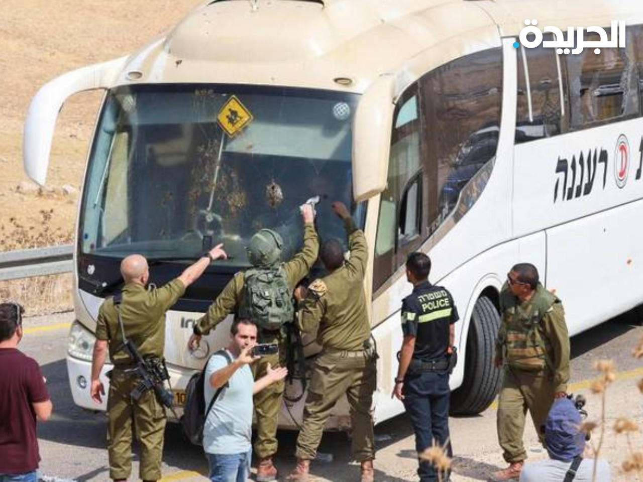 إصابة 5 في إطلاق نار على حافلة إسرائيلية بغور الأردن