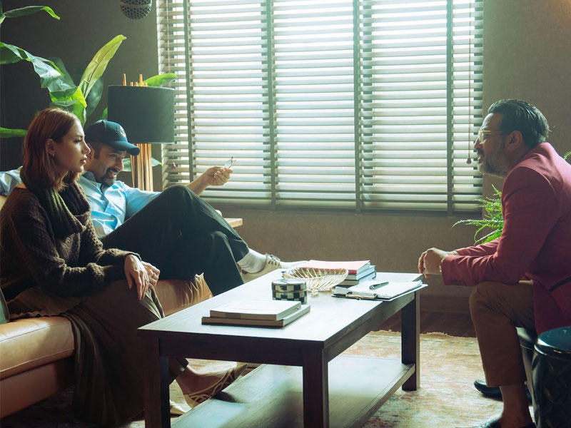 لقطة من مسلسل القفصn 