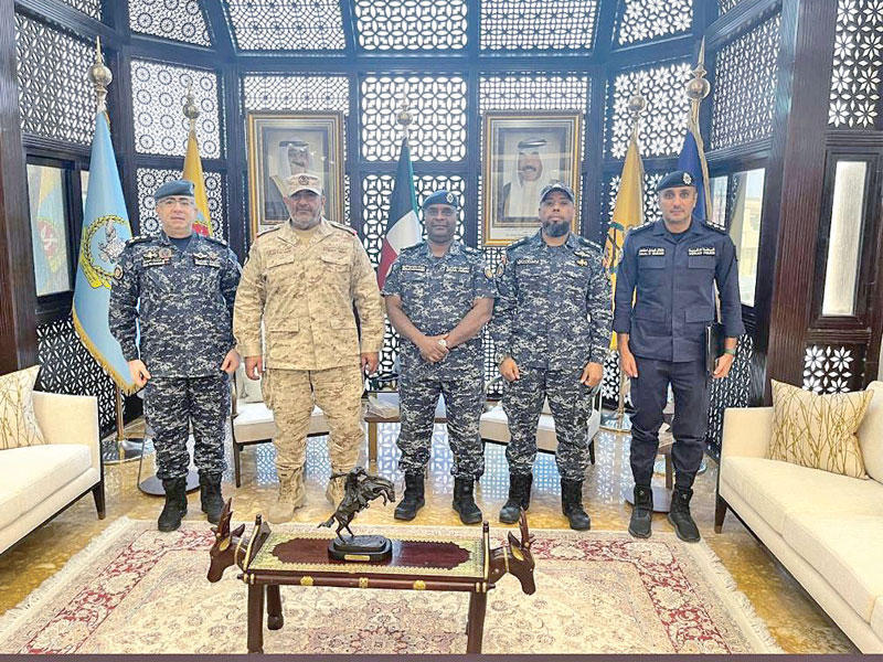 الصالح مستقبلاً الملا وقيادات القوات الخاصة