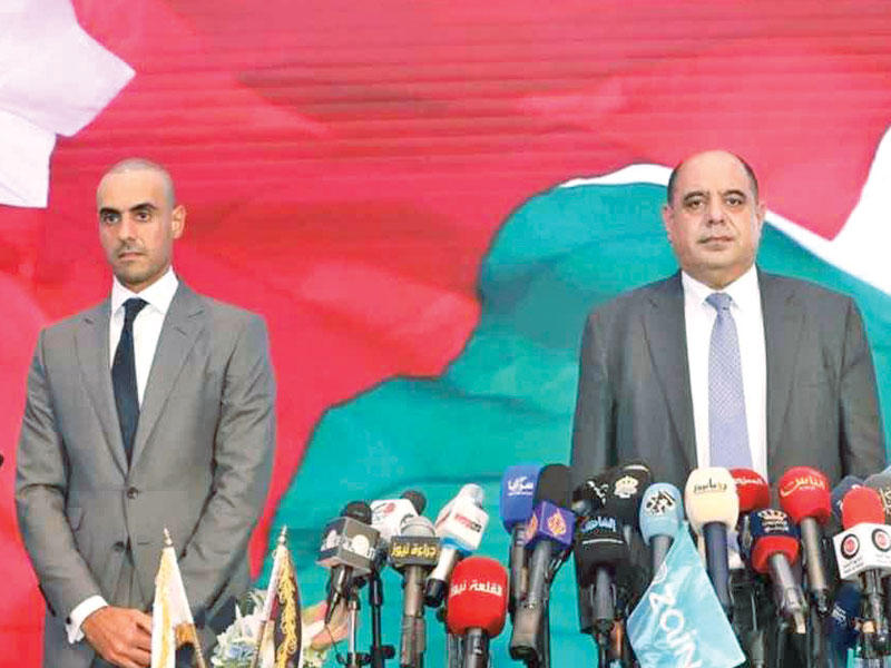 جانب من توقيع الاتفاقية