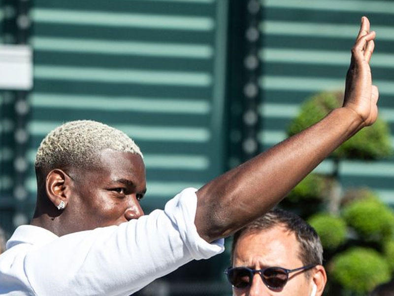 اللاعب بول بوغبا