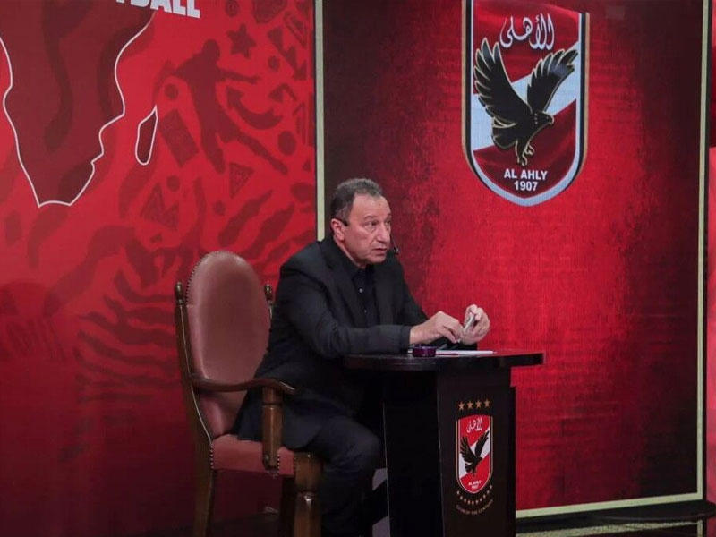  رئيس النادي الأهلي محمود الخطيب