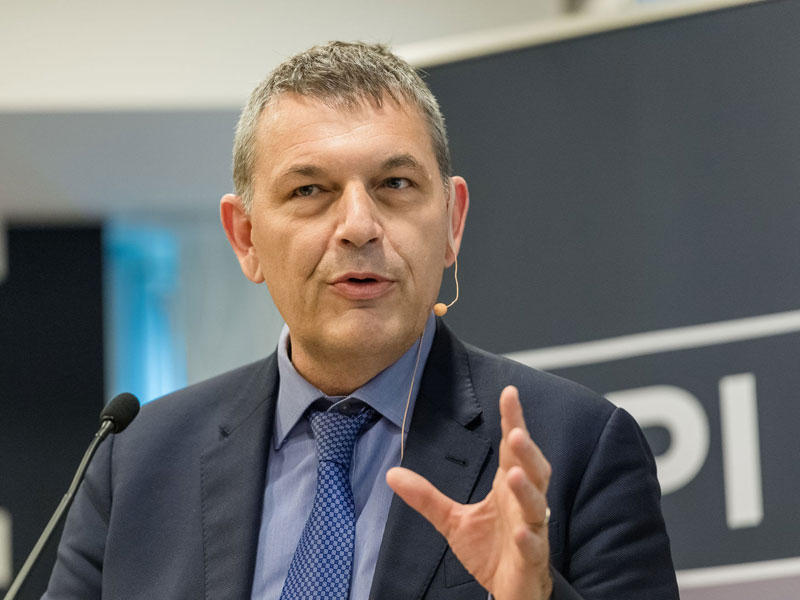 وكيل الأمين العام للأمم المتحدة والمفوض العام لوكالة غوث وتشغيل اللاجئين الفلسطينيين (الأونروا)، فيليب لازاريني