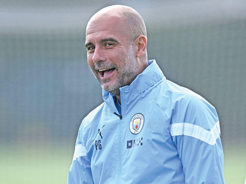 المدير الفني لمانشستر سيتيبيب غوارديولا