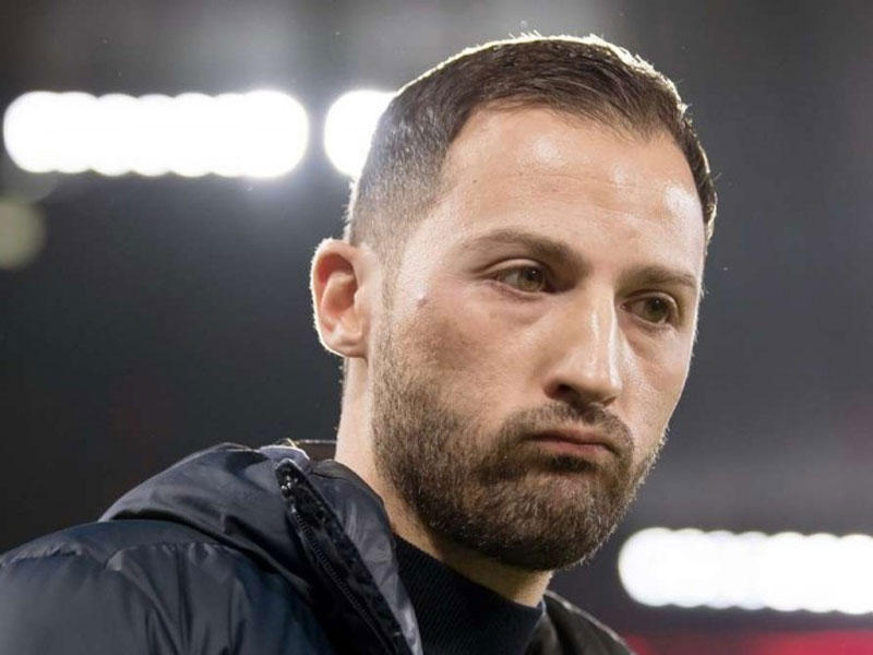 المدير الفني للفريق الأول لكرة القدمدومينيكو تيديسكو