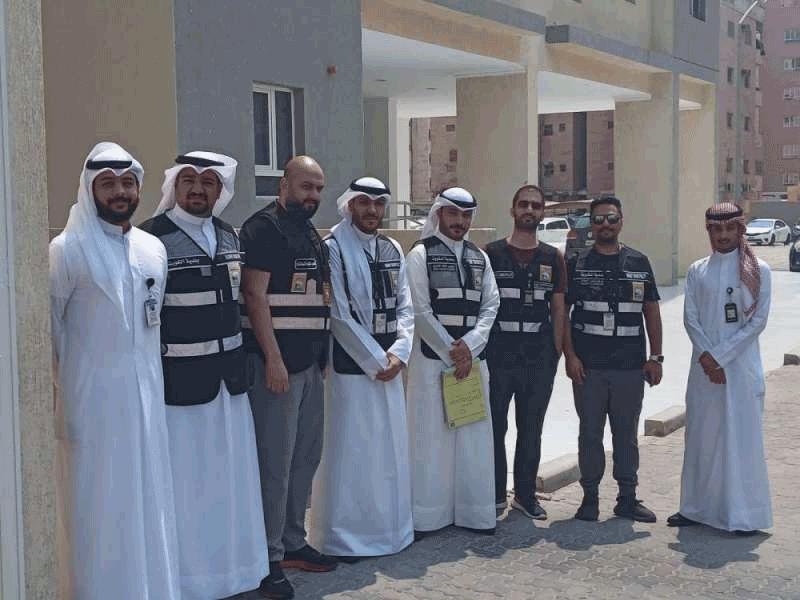 الفريق الرقابي بقسم متابعة المخالفات الهندسية بإدارة التدقيق والمتابعة الهندسية بفرع بلدية محافظة مبارك الكبير