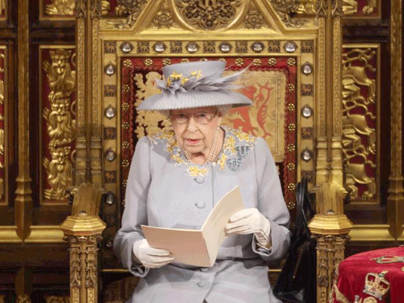 الملكة اليزابيث الثانية 
