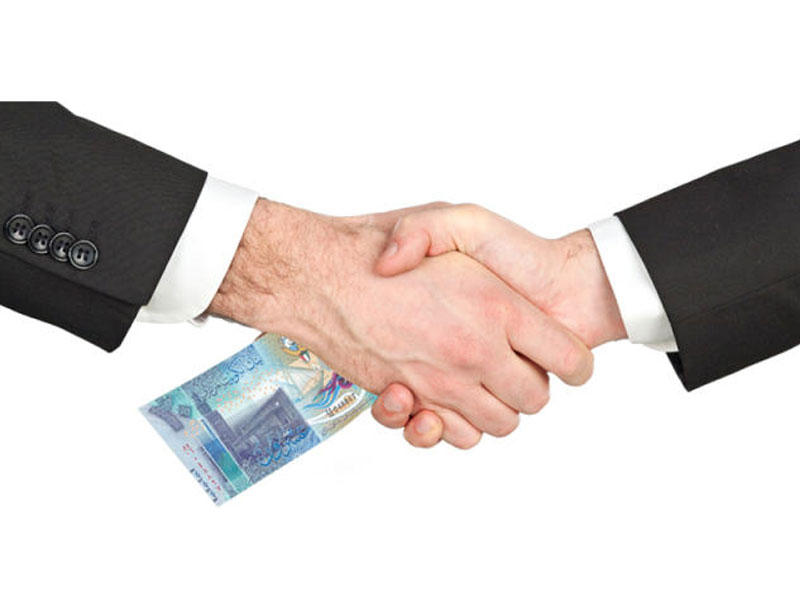 عودة الانفلات للسياسة المالية