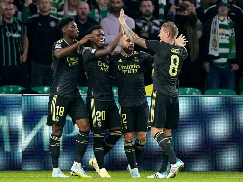 لاعبو ريال مدريد خلال مباراة سابقة